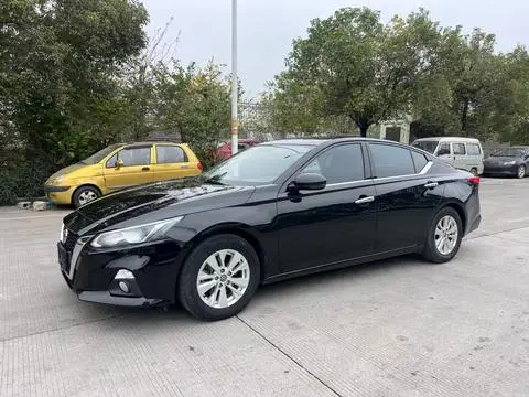 Nissan Teana 2021 — фото 1