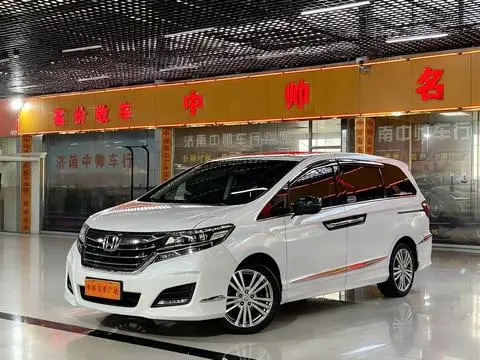 Honda 艾力绅 2016
