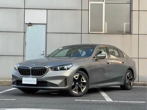 BMW 5 Series 2024