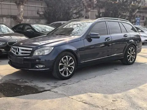 Mercedes-Benz C-Class 2010