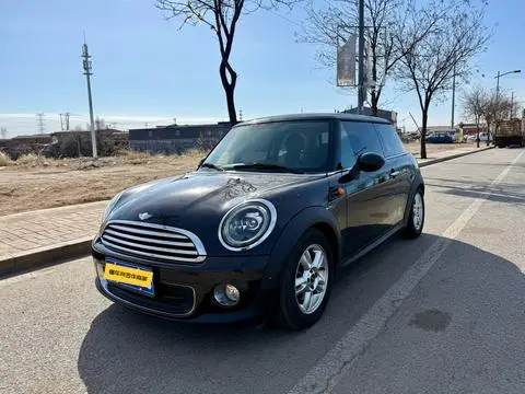 MINI MINI 2011