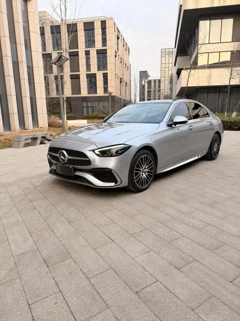 Mercedes-Benz C-Class 2023 — фото 1