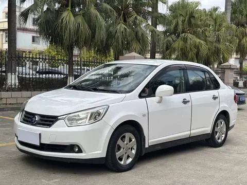 Venucia D50 2013