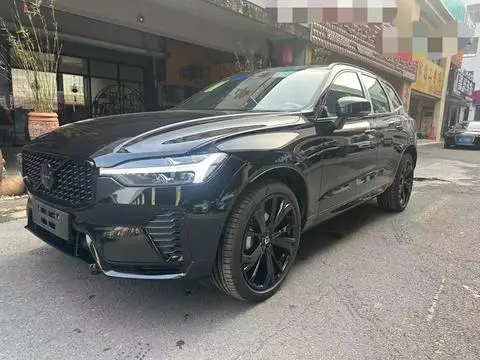 Volvo XC60 2025
