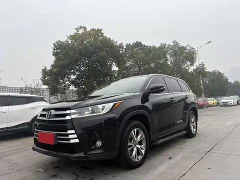 Toyota Highlander 2021