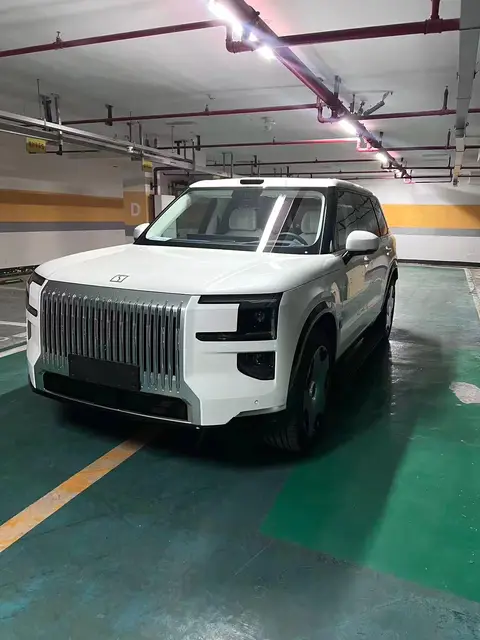 ZEEKR ZEEKR 9X 2025