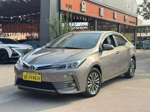 Toyota Corolla 2017 — фото 1