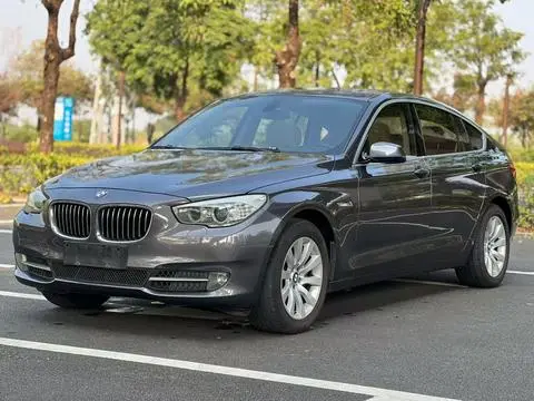 BMW 5 Series GT 2013