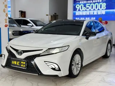 Toyota Camry 2019