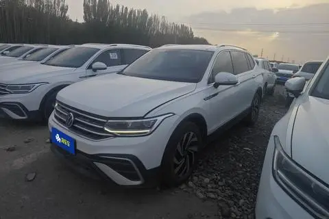 Volkswagen Tiguan L 2023