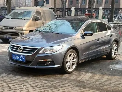 Volkswagen CC 2011