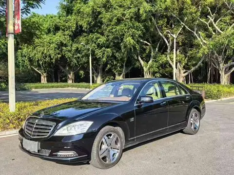 Mercedes-Benz S-Class 2012