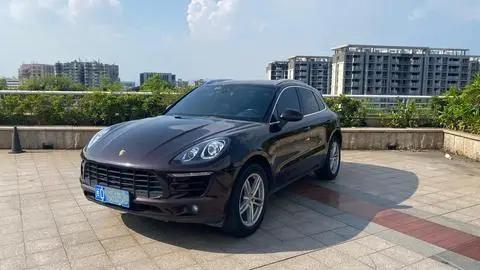 Porsche Macan 2017 — фото 1