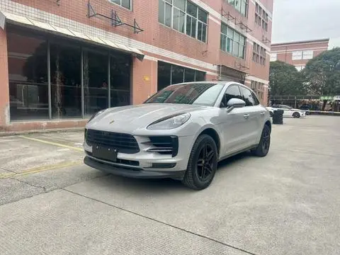 Porsche Macan 2021 — фото 1