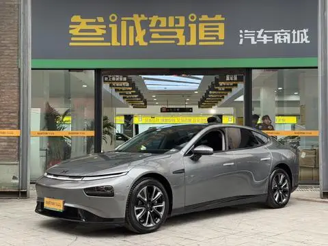 XPeng 小鹏P7 2022
