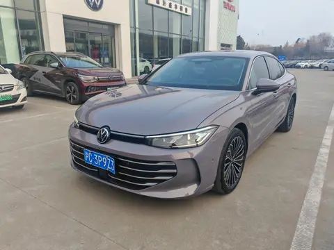 Volkswagen Passat 2025