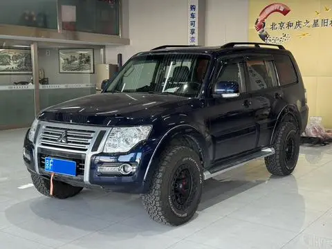 Mitsubishi 帕杰罗 2019