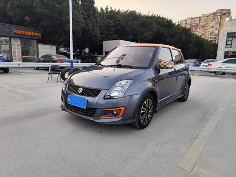 Suzuki 雨燕 2014