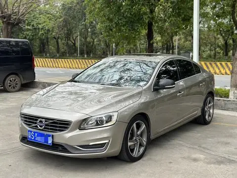 Volvo S60 2015