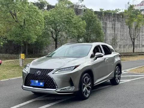 Lexus RX 2020