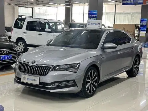 Skoda Superb 2023