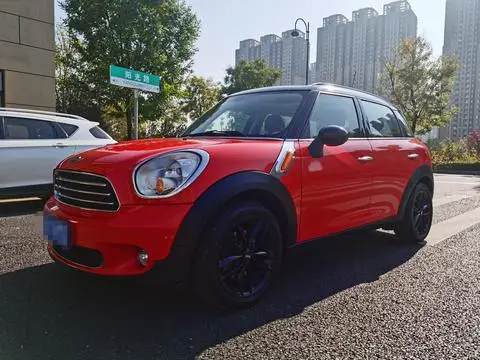 MINI COUNTRYMAN 2011
