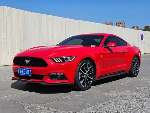 Ford Mustang 2019 — фото 1