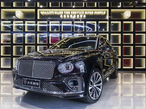 Bentley 添越 2021
