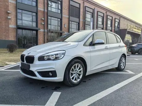BMW 2 Series 旅行车 2016