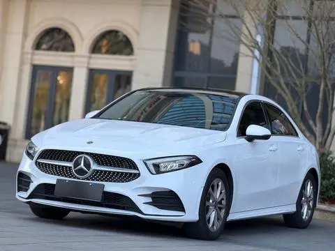 Mercedes-Benz A-Class 2022 — фото 1