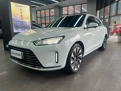 AITO M5 2022