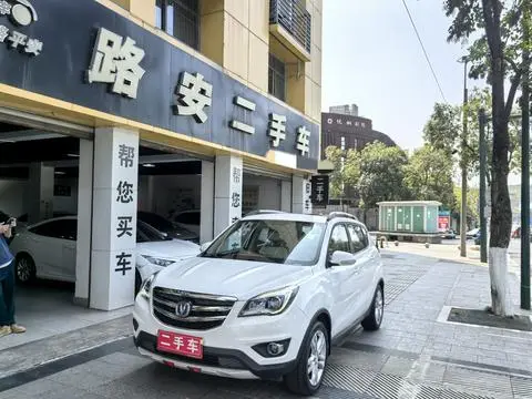 Changan CS35 2017 — фото 1