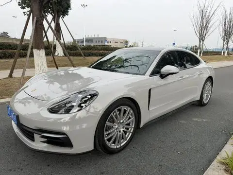Porsche Panamera 2017