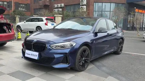 BMW 1 Series 2021