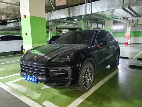 Porsche Cayenne 2024
