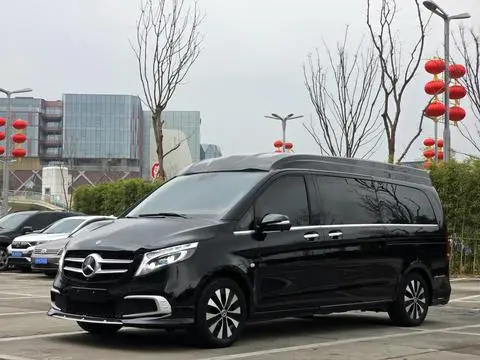Mercedes-Benz 威霆 2021