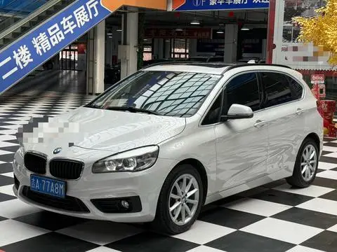 BMW 2 Series 旅行车 2016
