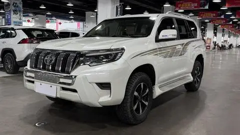 Toyota Prado 2019 — фото 1