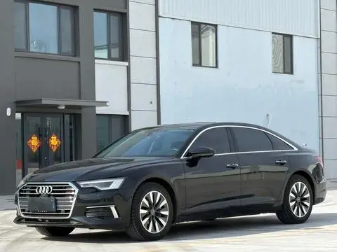 Audi A6L 2022