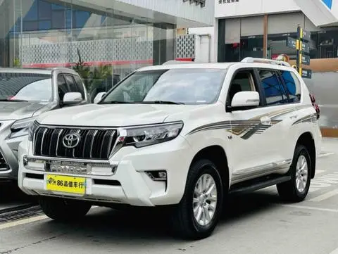 Toyota Prado 2018 — фото 1
