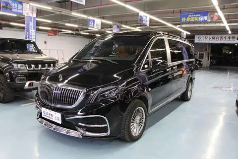 Mercedes-Benz 威霆 2023