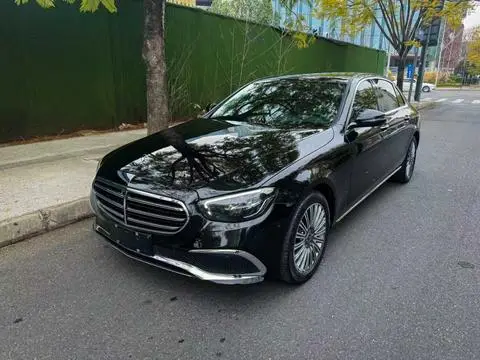 Mercedes-Benz E-Class 2022