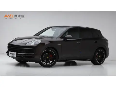 Porsche Cayenne E-Hybrid 2022