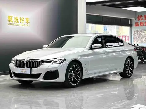 BMW 5 Series 2023 — фото 1