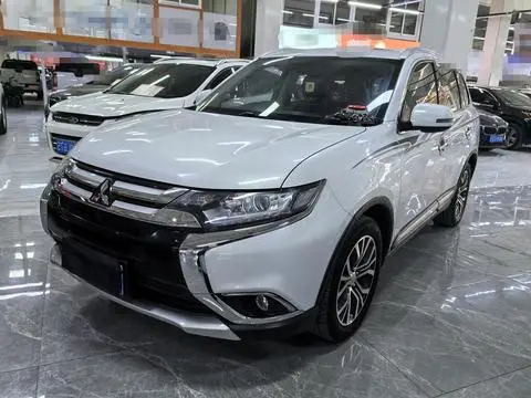 Mitsubishi 欧蓝德 2018