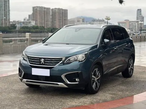 Peugeot 5008 2017