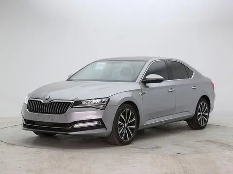 Skoda Superb 2023 — фото 1