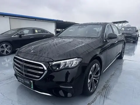 Mercedes-Benz E-Class PHEV 2024