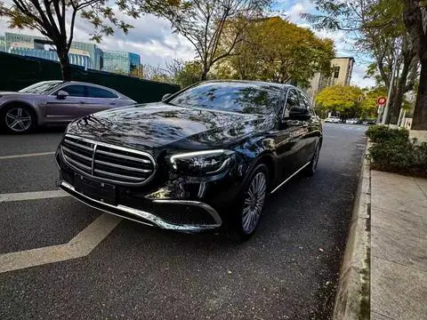 Mercedes-Benz E-Class 2022