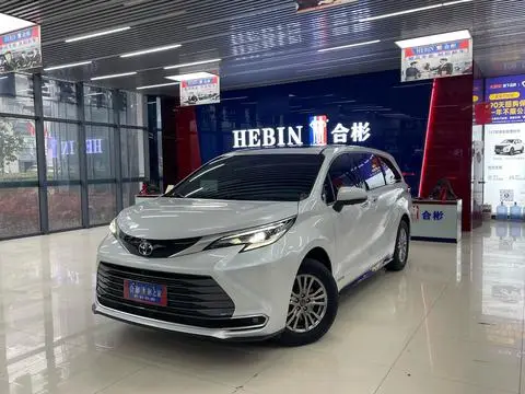 Toyota 赛那 2021